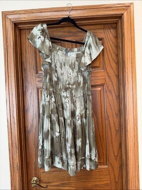Anthropologie Olive Floral Ruffle Sleeve Tiered Dress